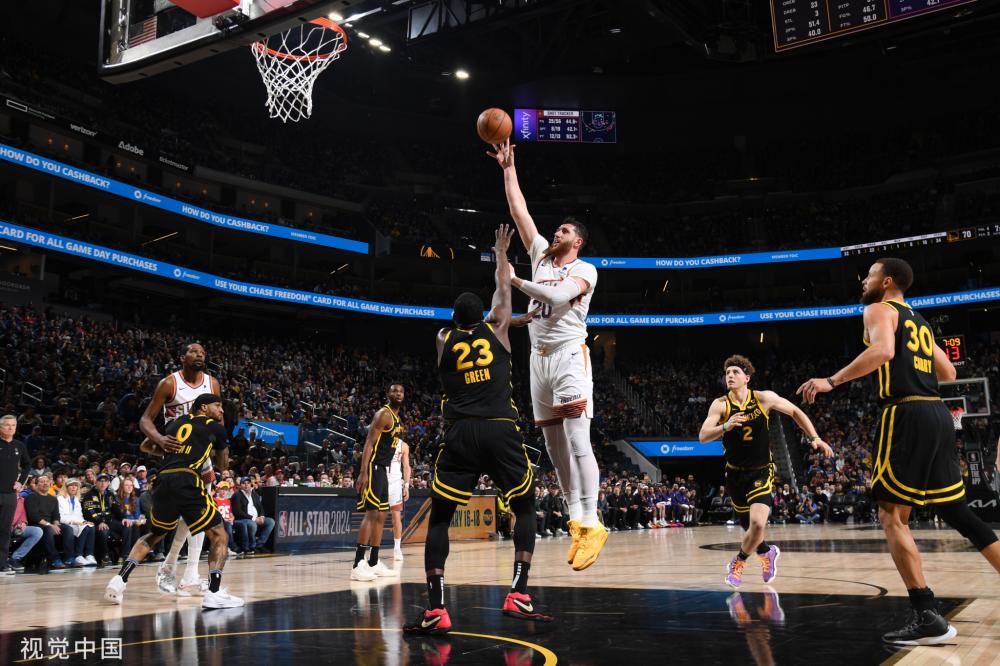 杯的赛场上 杯的赛场上