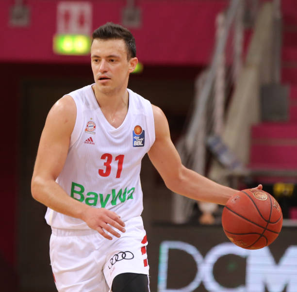 2日晚进行 2日晚进行